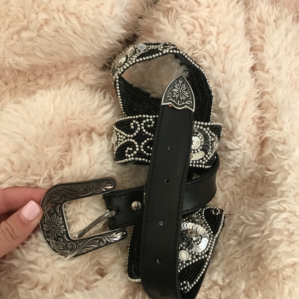 ALL ITEMS ARE FREE PEOPLE